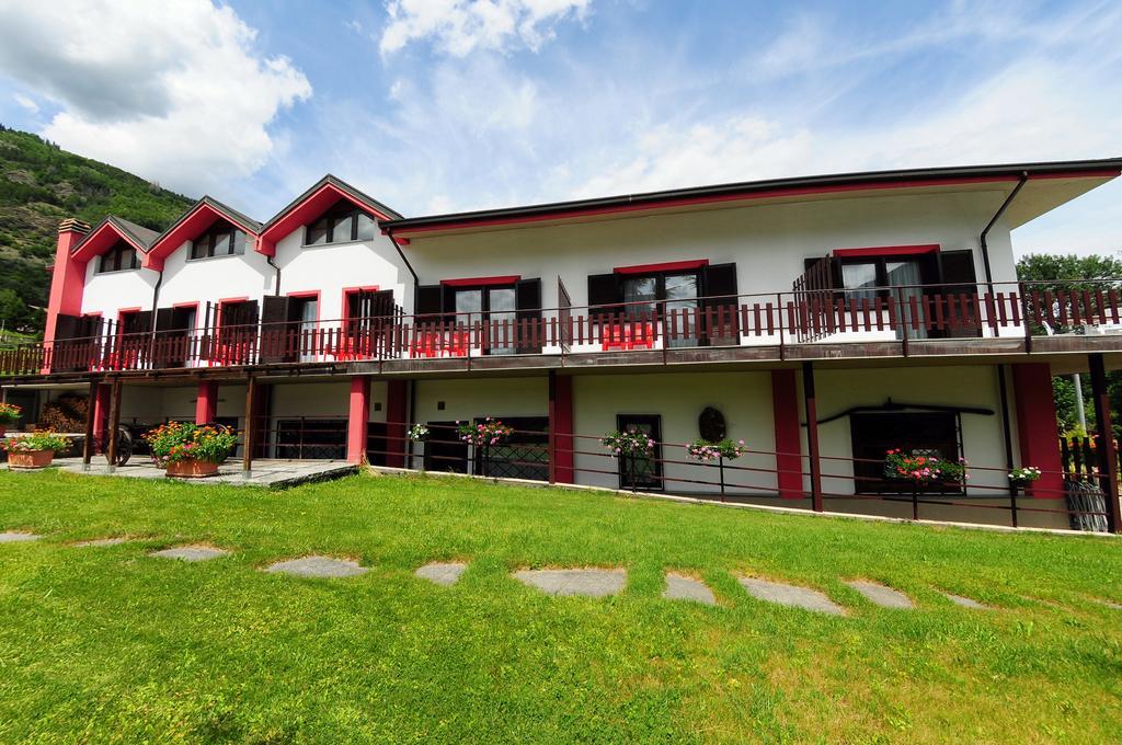 Residence Eden Park Aosta Buitenkant foto