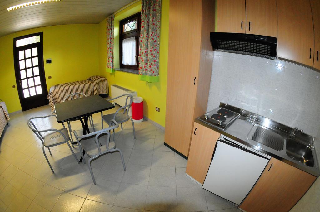 Residence Eden Park Aosta Kamer foto